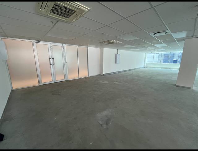 333M² OFFICE TO LET IN CAPE TOWN CITY CENTRE